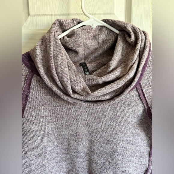Kuhl NOVA Knit Sweater Pullover Cowl Neck Wool Blend Purple Exposed Seams XS - Picture 11 of 12